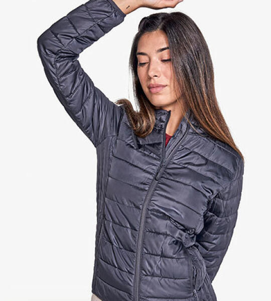 Dames winterjas met borduring (tekst of eigen logo)